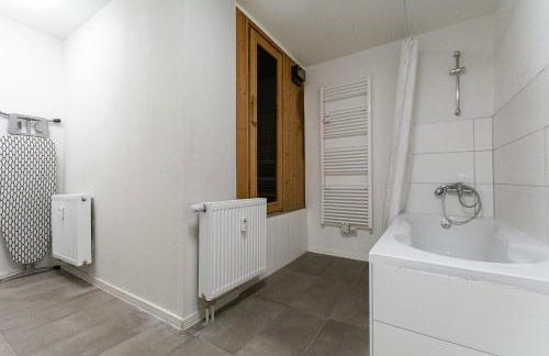 T&K Apartments - 1 to 4 Room Apartments - 20min to TradeFair Messe Airport Düsseldorf - Photo 17