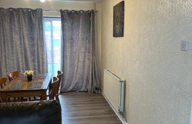 Five Oaks House- Entire 3 Bedroom House for Family & Contractors with up to 5 sleep- NO PARTIES ALLOWED - Foto 21