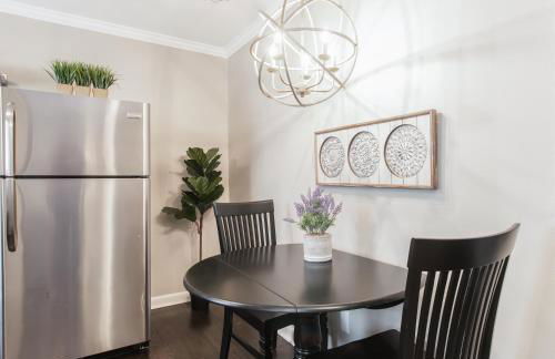 Stylish OneBedroom in Popular Virginia Highland 3miles to Mercedes Benz stadium - Foto 33