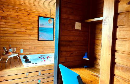 Casa com Banheira, Piscina e Quadra de Areia - Foto 7