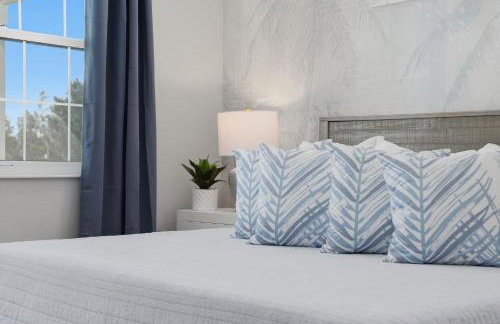 New Listing Discounts! Canal Home-Heated Pool, Game Room, Tesla Charger, & More - Foto 38