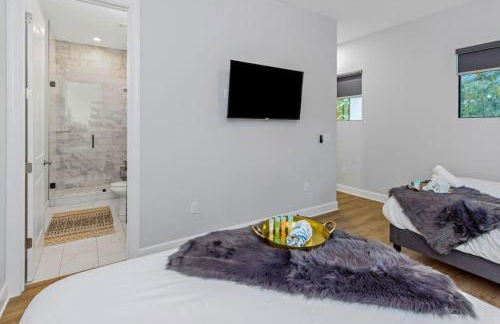 5BR Serenity Tampa Pool and Hot tub - Foto 30