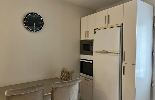 Sleek Flat Close to Osmanbey Metro Station - Foto 8