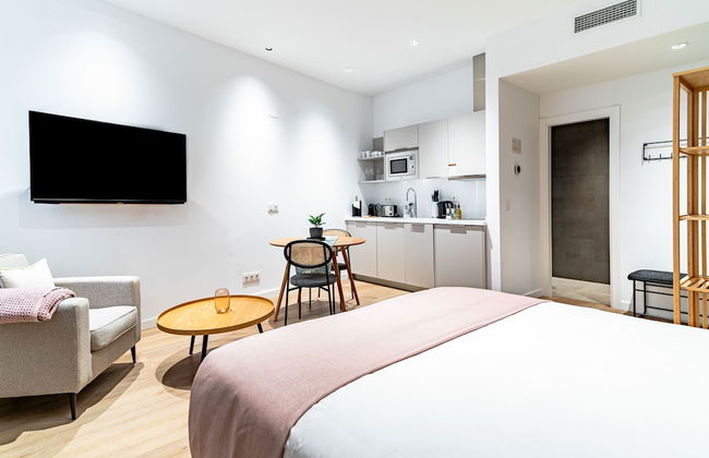 Limehome Sevilla Ronda de Capuchinos - Photo 10