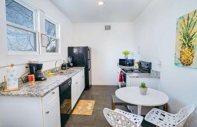 Impressive Cozy Historic 2BR Apt 201 Near Downtown - Foto 6