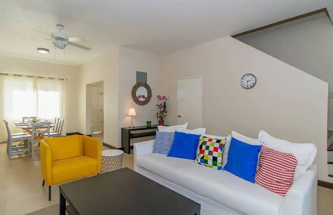 Nianna Coral Bay Gorgeous Townhouse 2 - Photo 15