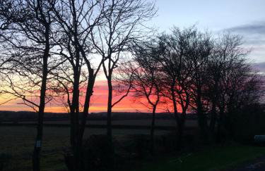 Couple’s Lodge With Hot Tub - Foto 52