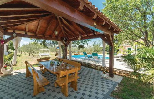 Three-Bedroom Holiday Home In Trbounje - Foto 3