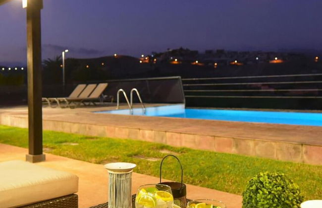 Villa With Private Pool in the Golf Resort - Foto 40