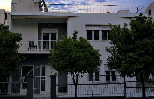 Zefyros Super Cool Apartments next to Alimos Riviera - Foto 56