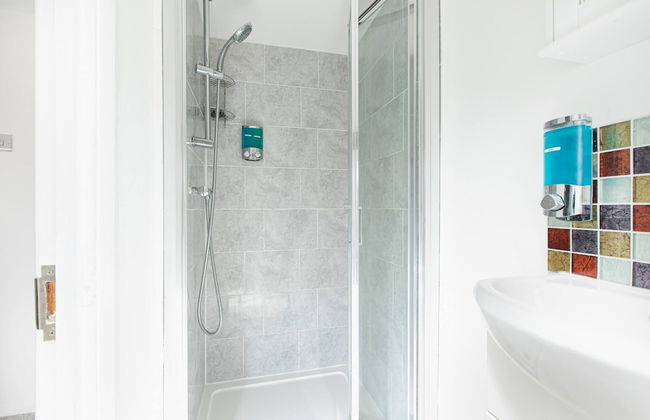 Skyvillion - 2bed House W Grdn&parking In Hatfield - Photo 13