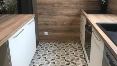 Charmant T2 rénové et climatisé chez Cathy - Foto 2