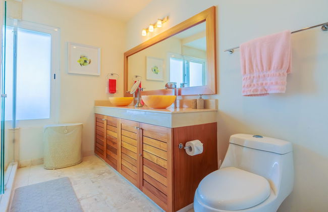 Isla 33 - 3 Bedroom PH #2404 - Photo 20