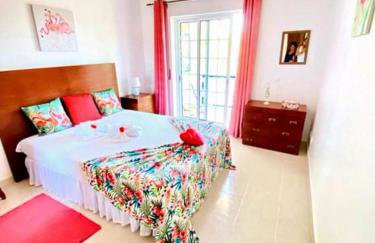 Flamingos Apartment with 2 swimming pool com check in e check out ao domingo em julho e agosto - Foto 8