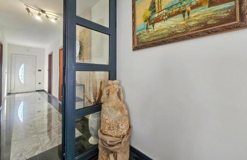 Lovely Apartment In Kucice With Wifi - Photo 10