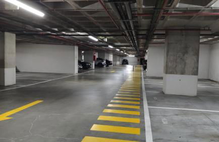 S1405 - practical and modern - AC, balcony and parking - Foto 35