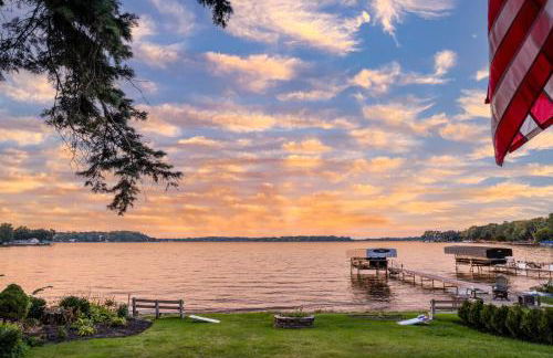 The Blue Sapphire 3BR 3BA Luxury Lakefront Home on Mineola Bay Stunning Views on Chain O Lakes - Photo 12