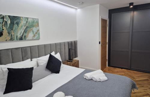 Newly Renovated Flat with Parking space - Foto 13