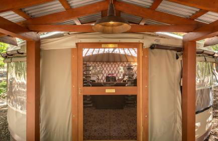 Tranquil Yurt Rental for Two with Soothing Interior on Ranch near San Luis Obispo - Foto 8