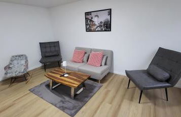 MHQ Ferienwohnung im historischen Fachwerkhaus mit Terrasse in Waiblingen - Foto 9