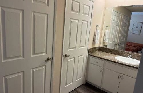 Travel Haven at Miracle Mile- 110 - Foto 28