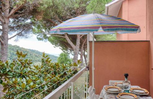 1 Bedroom Awesome Apartment In San Saturnino - Foto 5