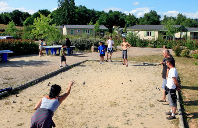 Wooden Chalet With Covered Terrace, on the Edge of a Lake - Foto 40