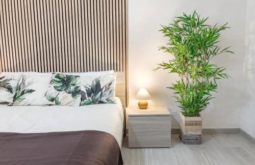 Demetra Seafront Apartment - Parking & Pool - Foto 23