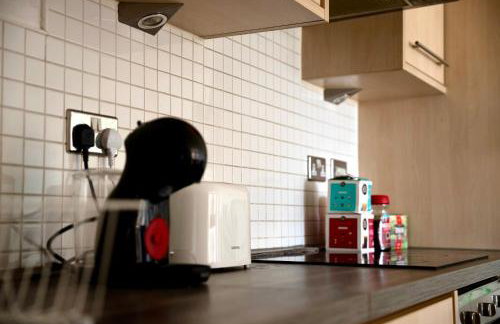 The Comfort Hub - Leeds Train Station - Foto 31