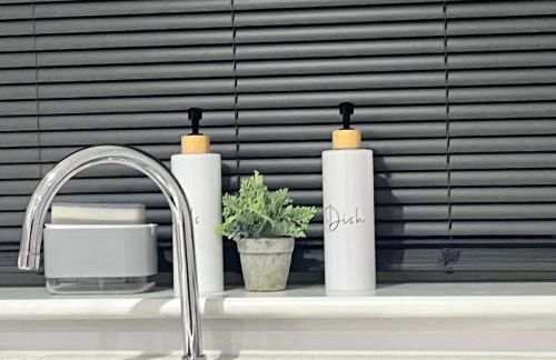 Stunning Five Bedroom Holiday Home in Chartham Canterbury with Hot Tub - Foto 42