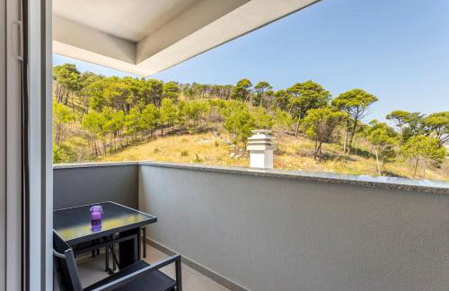 Luxe villa with pool, jacuzzi, and sauna - Foto 72