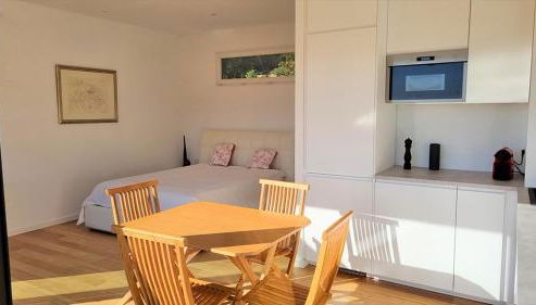 CHALET CONTEMPORAIN LES LAURIERS SUR L'ÎLE DU LEVANT - Foto 2