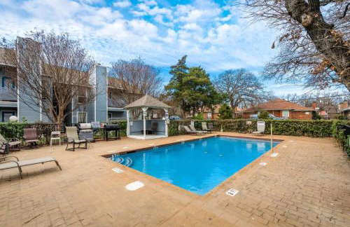 1BD Pool DFW South Irving I46 - Foto 12