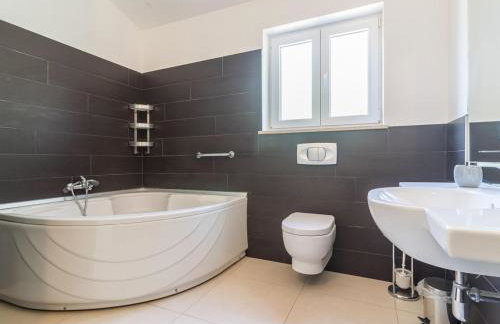 Villa Martha in Central Istria with private pool - wellness & table tennis for 12 persons - Foto 42