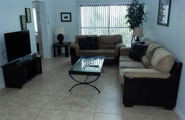 Modern Atrium Drive Condo - Photo 7