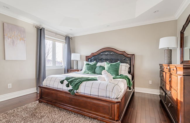 Luxury Villa - Mississauga Square One - Photo 12