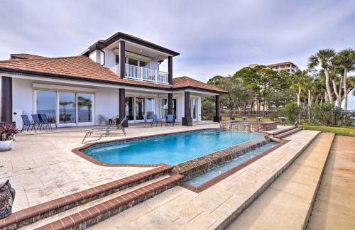 Riverfront Titusville Home with Pool and Pickleball! - Foto 39