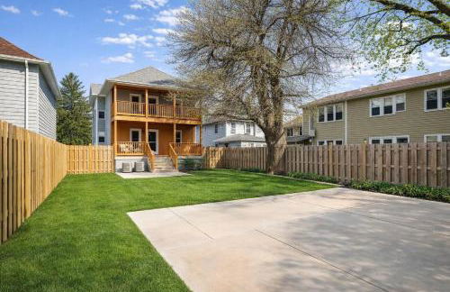 Spacious 5-Bedroom Retreat in Forest Park - Foto 29