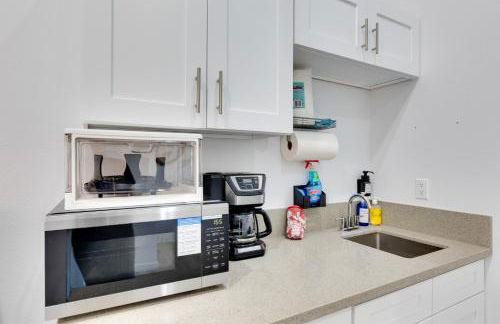 Walk to Main St! Pet-Friendly Alhambra Studio - Foto 11