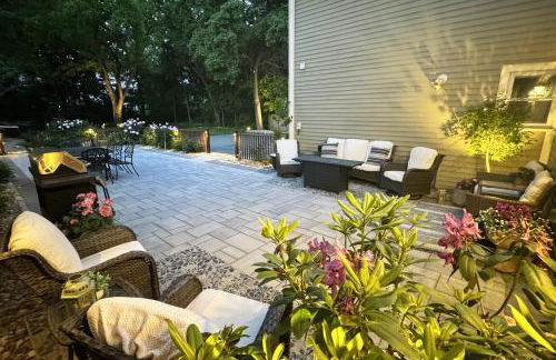 Large, Comfortable & Conveniently located Home - Foto 38