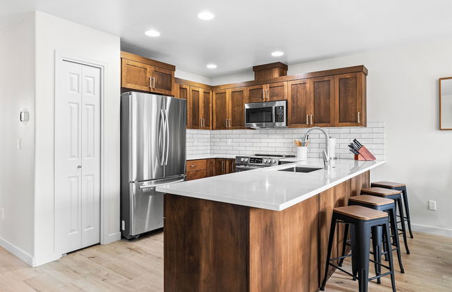 Redmond Getaway Hub Adventure Awaits! - Foto 15