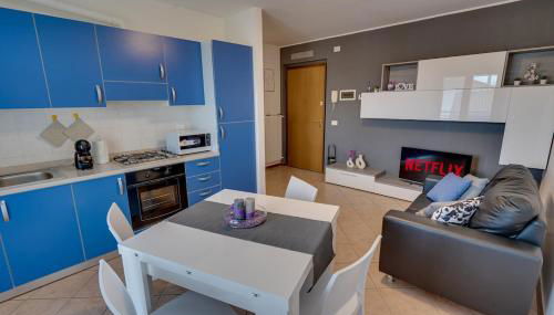 10min Auto Udine Centro Garage coperto Free Wifi - Foto 2