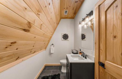 Mountain View Retreat with Large Swim Spa, Game Room - Foto 55