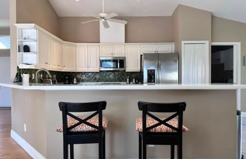 Private villa with lake view and pool - Foto 44