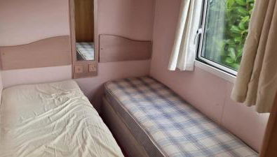 Caravan - Sleeps 8 pet friendly & hot tub - Foto 5