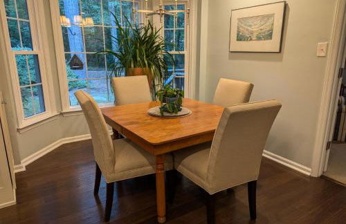 NEW! Stately 3BR25BA near Rockwood - Foto 34