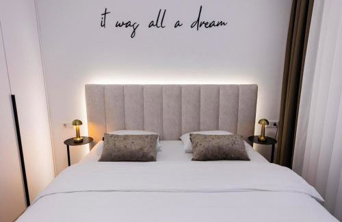 Maksimir Whisper, LUX 1BDR APT, Free Parking - Foto 13