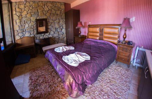 Silva Suites - Photo 32