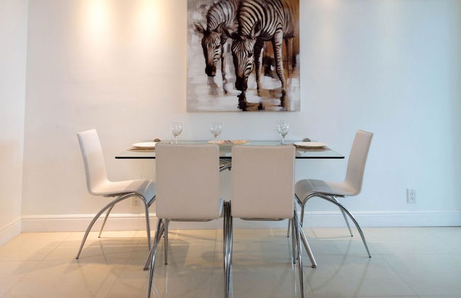 Castle Beach Club Apartments - Photo 79