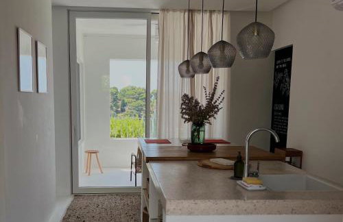 Sol MELBA Boutique Studios - Maslinica - Photo 35